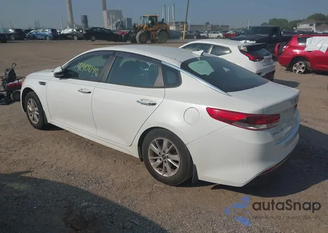 2016 Kia Optima Lx z USA, uszkodzony, nr VIN 5XXGT4L32GG119101